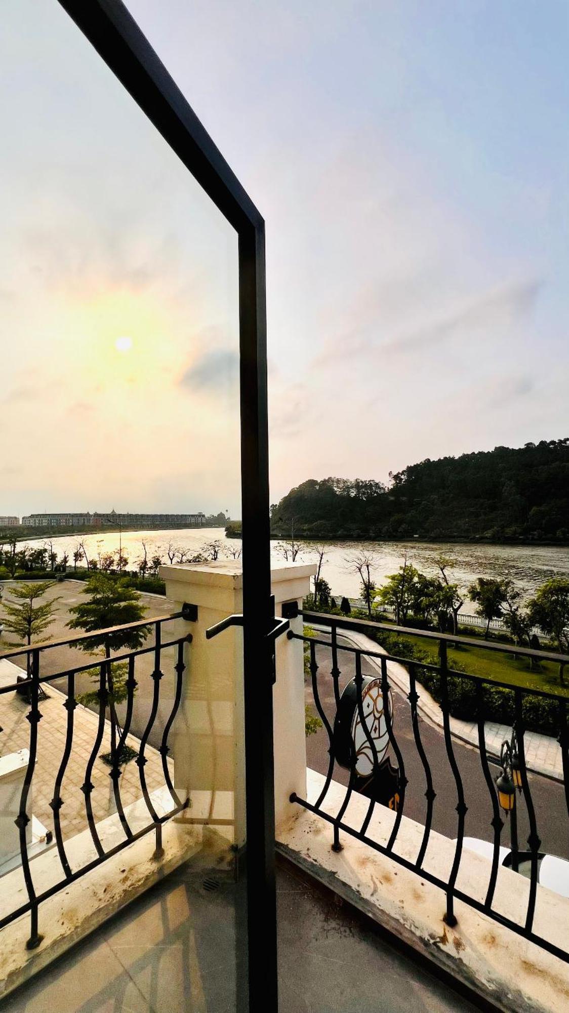Golden Sea Hotel *** Ðố Sơn 外观 照片